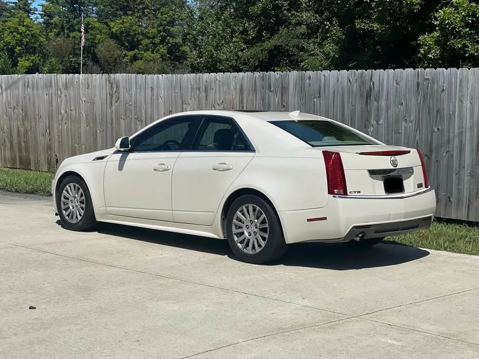 2011 Cadillac CTS 2nd Gen - Image 2 of 8