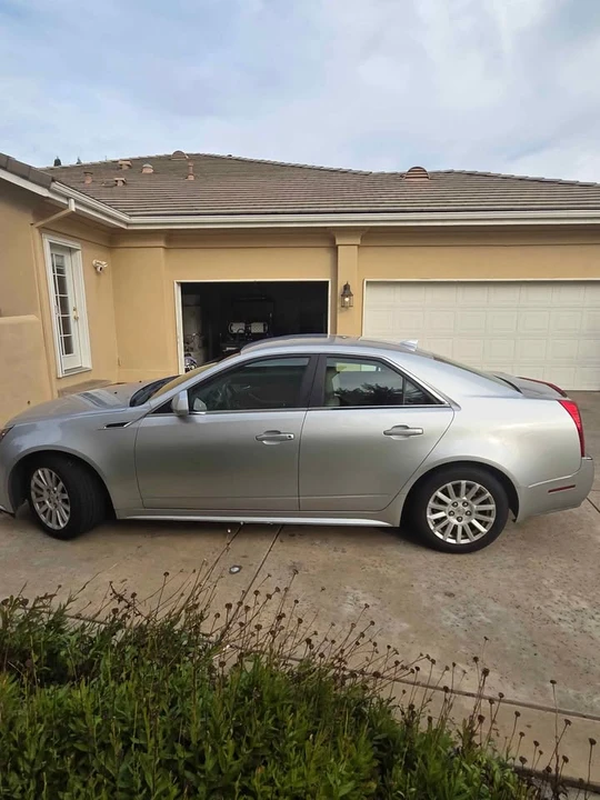 2011 Cadillac CTS 2nd Gen - Image 2 of 5