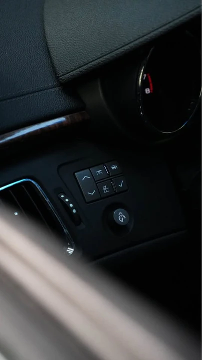 2011 Cadillac CTS 2nd Gen - Image 11 of 17