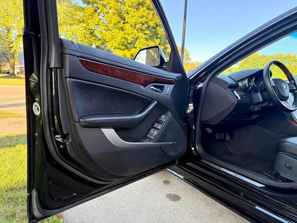 2011 Cadillac CTS 2nd Gen - Image 16 of 20