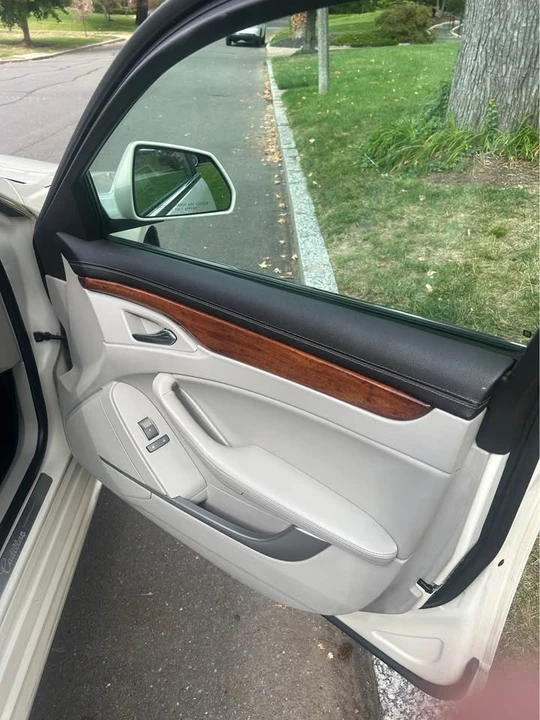 2011 Cadillac CTS 2nd Gen - Image 8 of 17