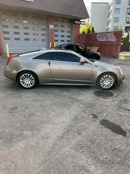 2011 Cadillac CTS 2nd Gen - Image 2 of 9