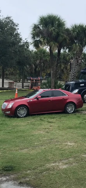 2011 Cadillac CTS 2nd Gen - Image 2 of 2
