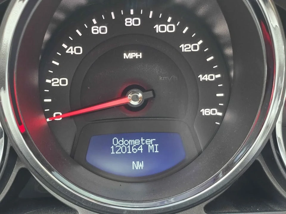 2011 Cadillac CTS 2nd Gen - Image 10 of 15