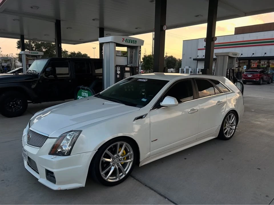 2011 Cadillac CTS-V 2nd Gen - Image 12 of 13