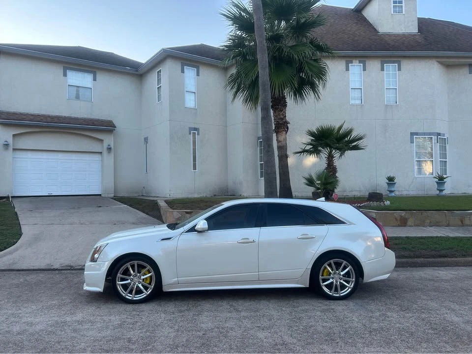 2011 Cadillac CTS-V 2nd Gen - Image 3 of 13