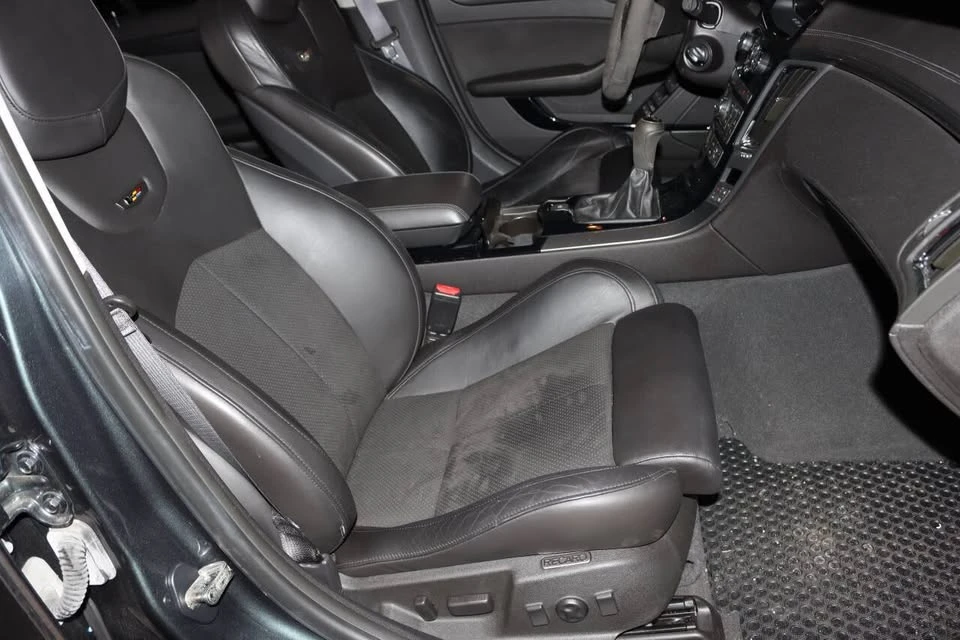 2011 Cadillac CTS-V 2nd Gen - Image 18 of 20