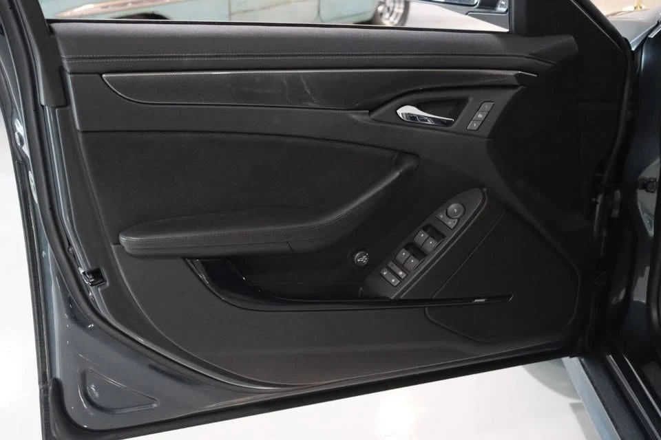 2011 Cadillac CTS-V 2nd Gen - Image 9 of 20