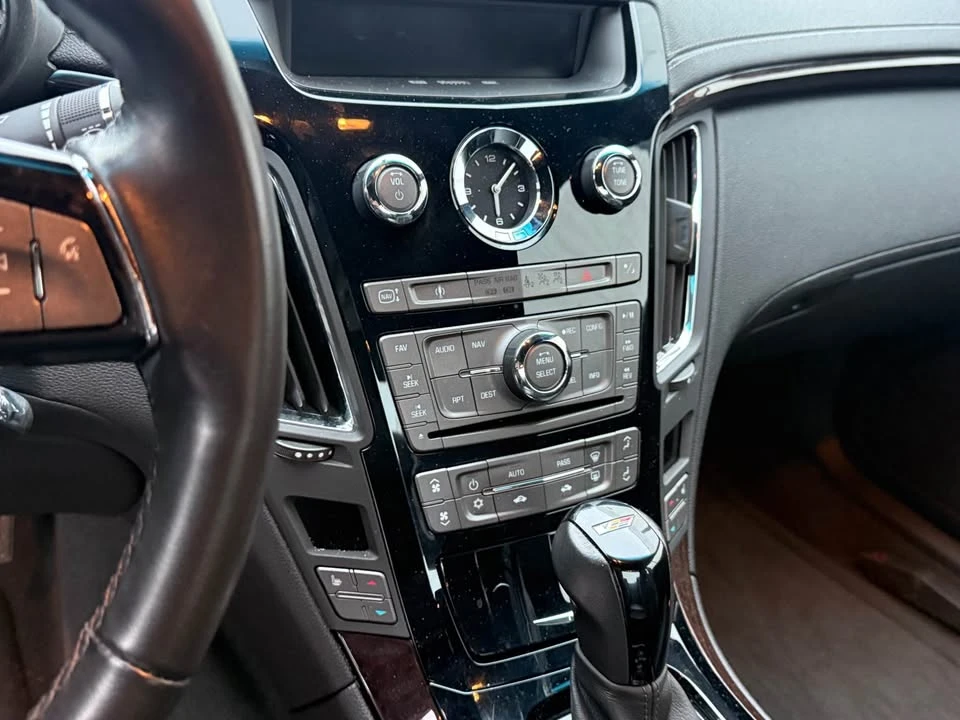 2011 Cadillac CTS-V 2nd Gen - Image 9 of 12