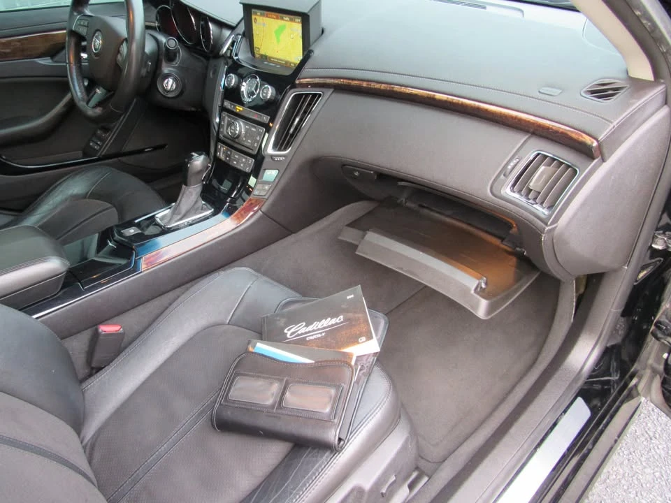 2011 Cadillac CTS-V 2nd Gen - Image 13 of 20