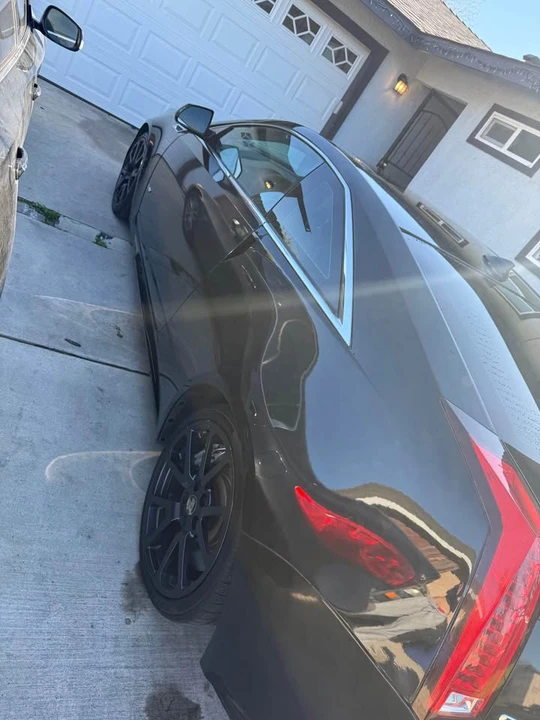 2011 Cadillac CTS-V 2nd Gen - Image 2 of 3