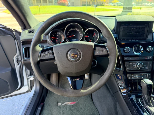 2011 Cadillac CTS-V 2nd Gen - Image 14 of 17