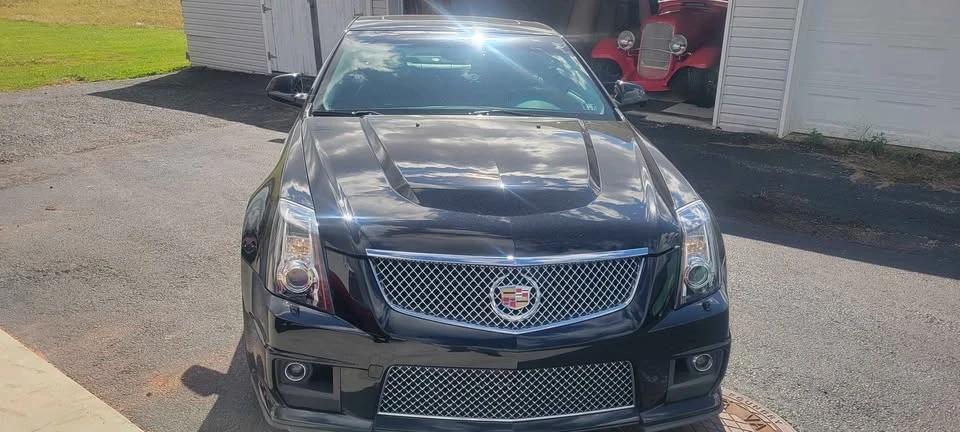 2011 Cadillac CTS-V 2nd Gen - Image 2 of 5