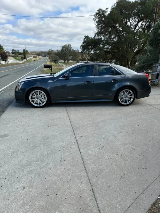2011 Cadillac CTS-V 2nd Gen - Image 2 of 12
