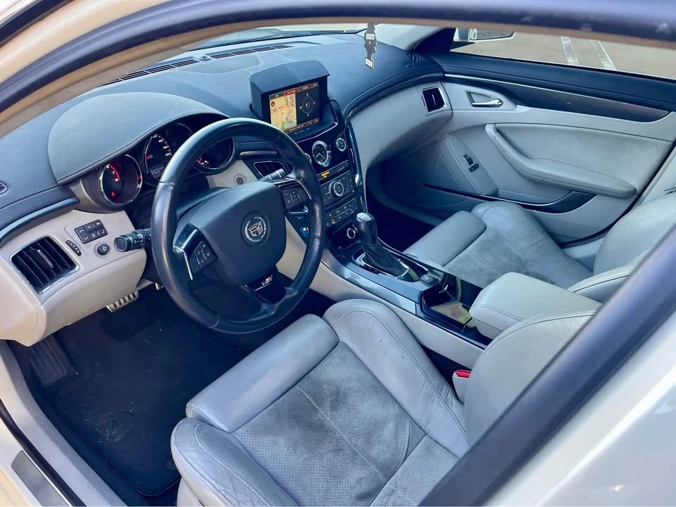 2011 Cadillac CTS-V 2nd Gen - Image 9 of 10