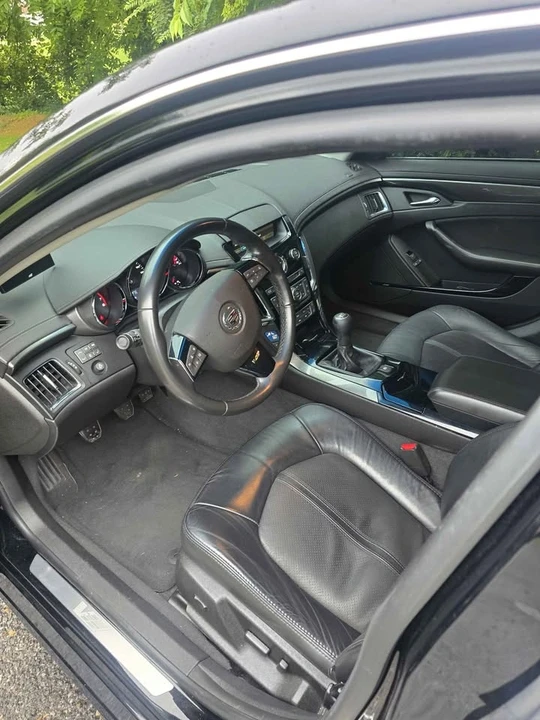 2011 Cadillac CTS-V 2nd Gen - Image 4 of 6