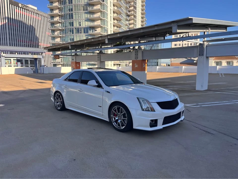 2011 Cadillac CTS-V 2nd Gen - Image 2 of 10