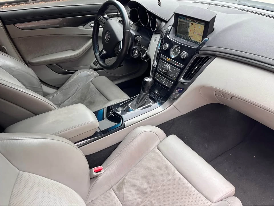 2011 Cadillac CTS-V 2nd Gen - Image 8 of 10