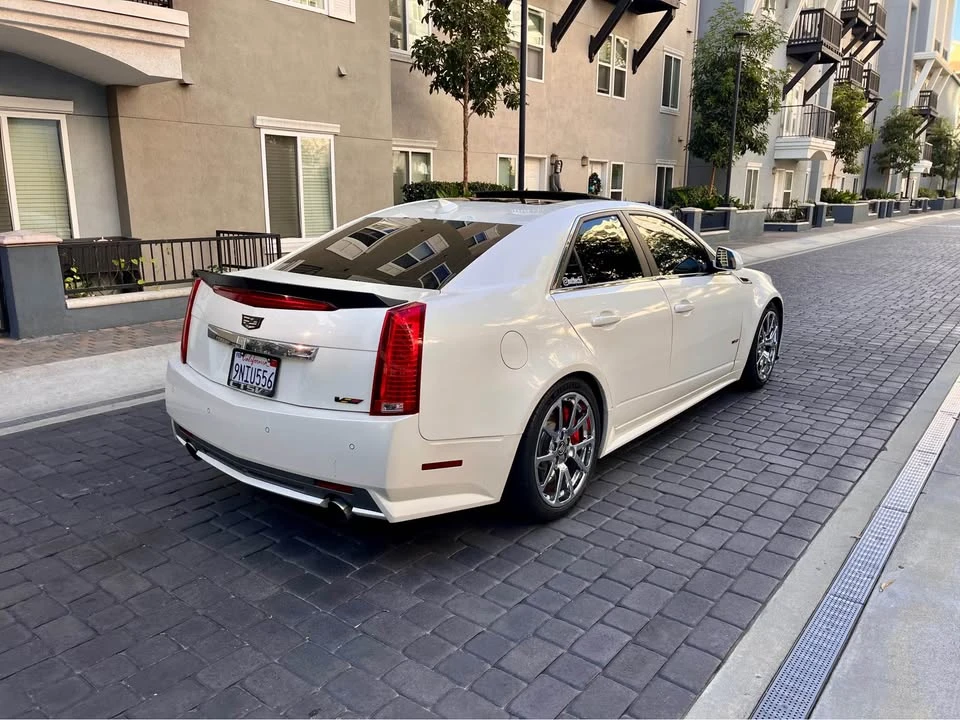 2011 Cadillac CTS-V 2nd Gen - Image 4 of 10