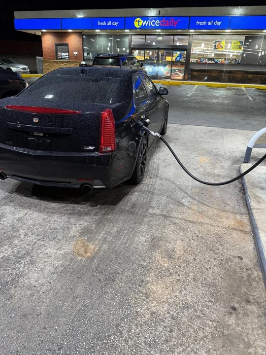 2011 Cadillac CTS-V 2nd Gen - Image 2 of 2