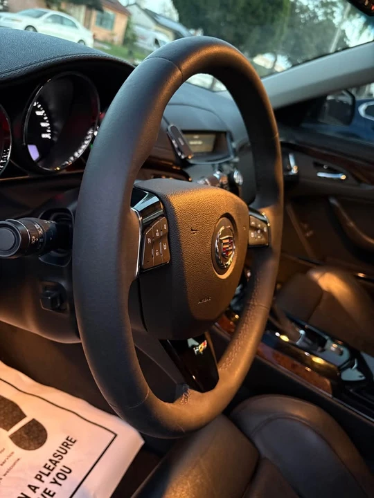 2011 Cadillac CTS-V 2nd Gen - Image 4 of 11