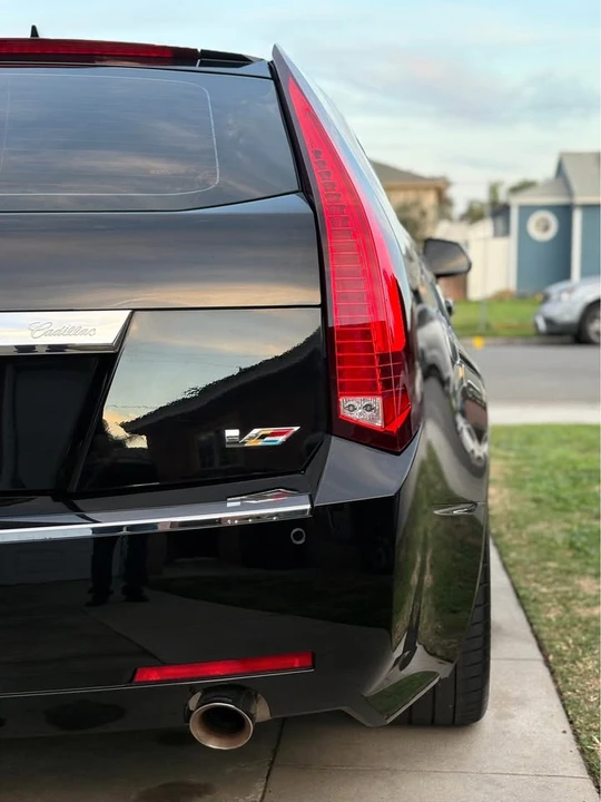 2011 Cadillac CTS-V 2nd Gen - Image 9 of 11