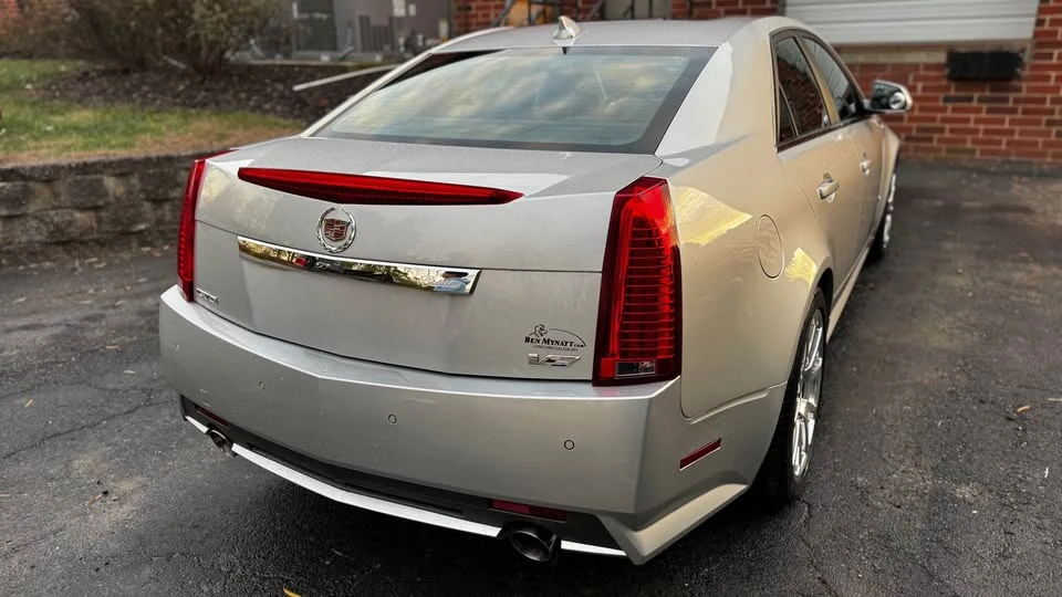 2011 Cadillac CTS-V 2nd Gen - Image 4 of 11