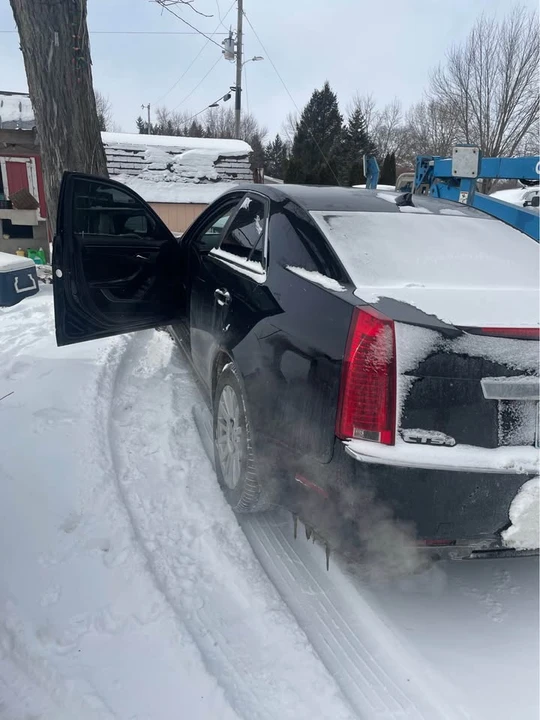 2011 Cadillac DeVille - Image 3 of 6