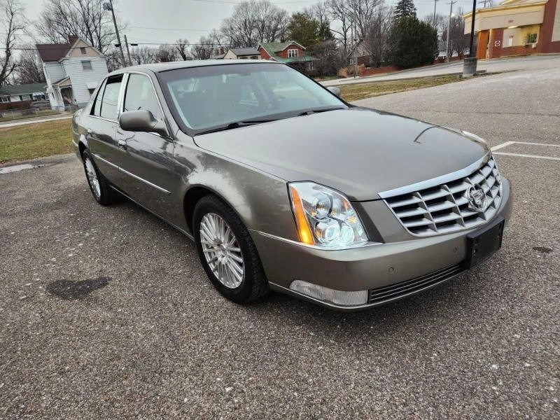 2011 Cadillac DTS - Image 5 of 20