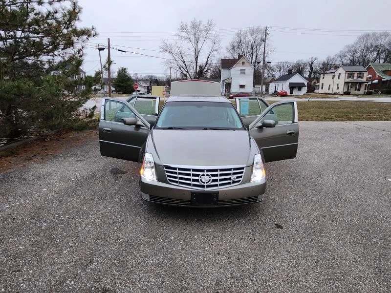2011 Cadillac DTS - Image 13 of 20