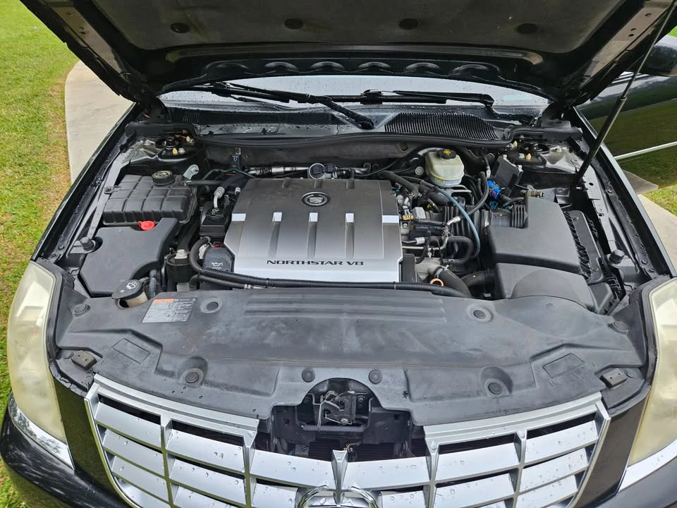 2011 Cadillac DTS - Image 9 of 9