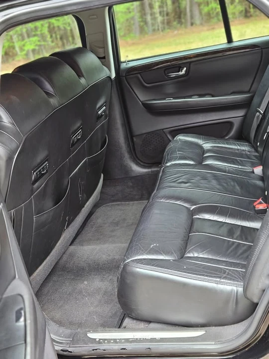 2011 Cadillac DTS - Image 7 of 9
