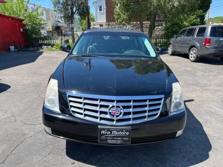 2011 Cadillac DTS - Image 3 of 20