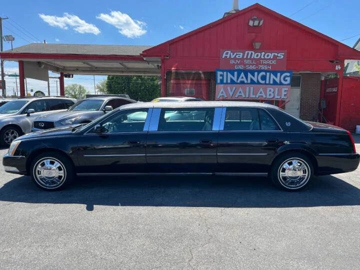 2011 Cadillac DTS - Image 7 of 20
