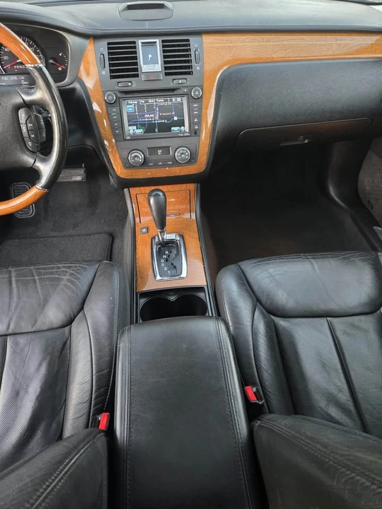 2011 Cadillac DTS - Image 12 of 20