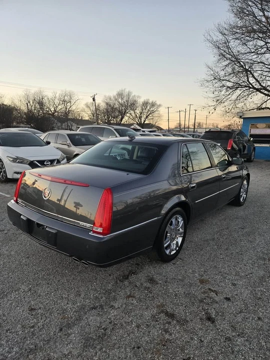 2011 Cadillac DTS - Image 20 of 20