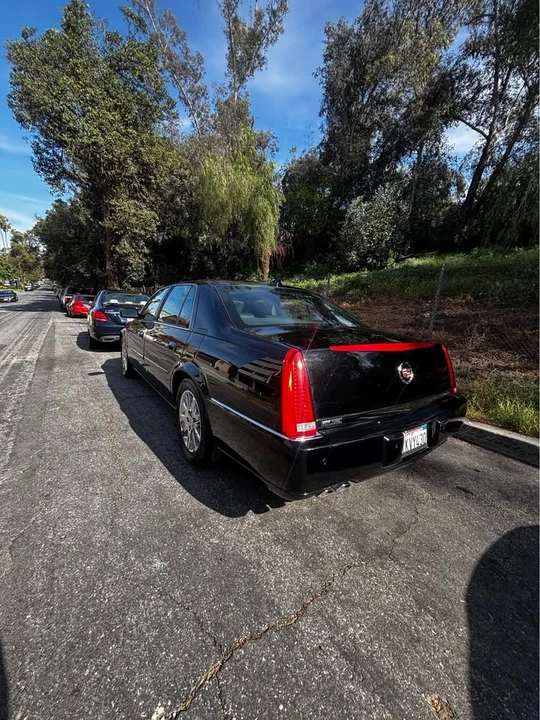 2011 Cadillac DTS - Image 6 of 14
