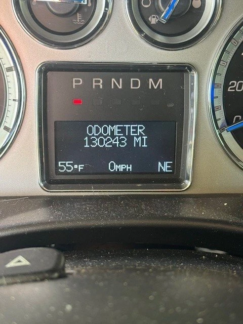 2011 Cadillac Escalade & EXT 3rd Gen - Image 2 of 6
