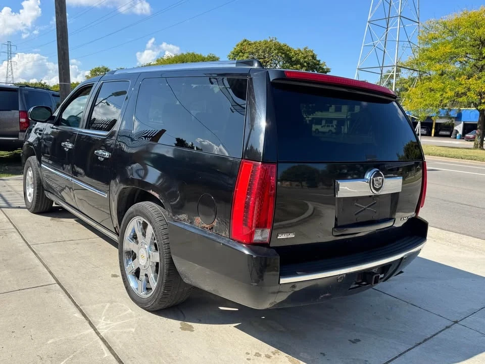 2011 Cadillac Escalade & EXT 3rd Gen - Image 6 of 11