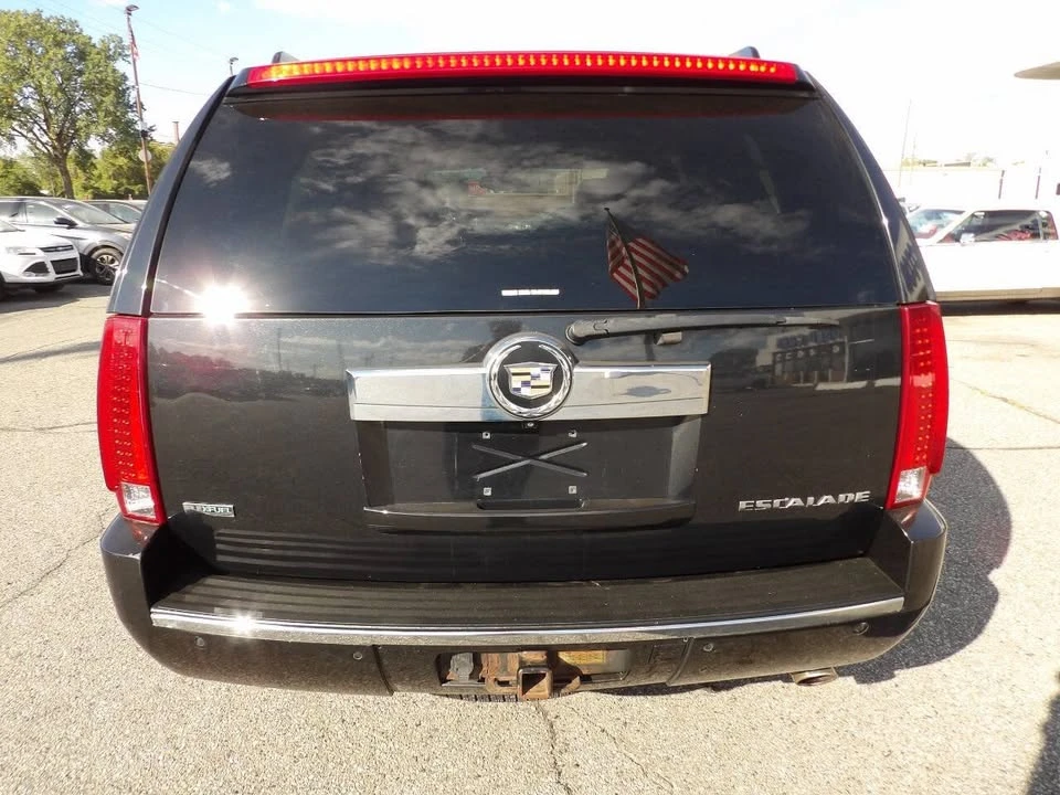 2011 Cadillac Escalade & EXT 3rd Gen - Image 7 of 19