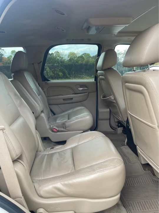 2011 Cadillac Escalade & EXT 3rd Gen - Image 12 of 17