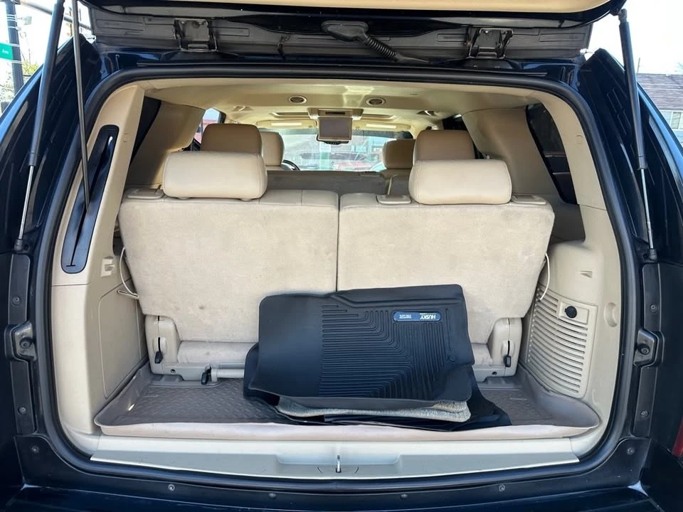 2011 Cadillac Escalade & EXT 3rd Gen - Image 11 of 17