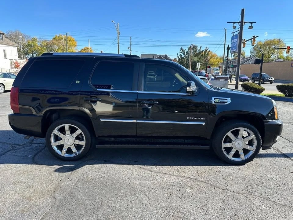 2011 Cadillac Escalade & EXT 3rd Gen - Image 6 of 17