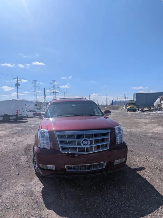 2011 Cadillac Escalade & EXT 3rd Gen - Image 7 of 11