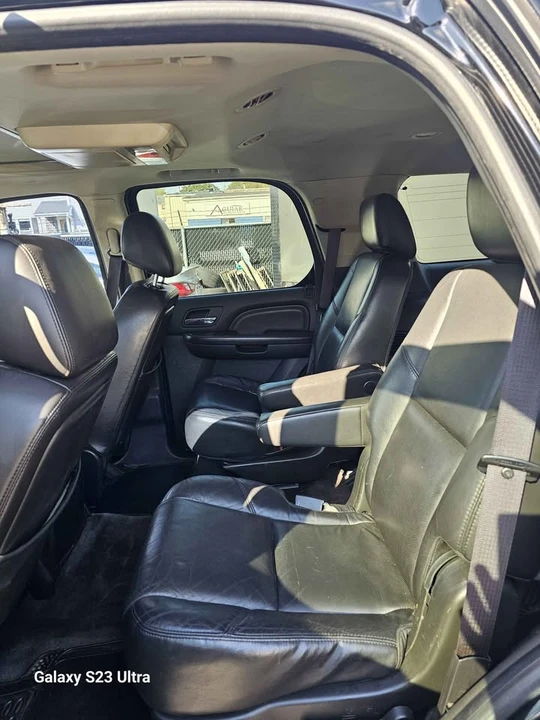 2011 Cadillac Escalade & EXT 3rd Gen - Image 10 of 11