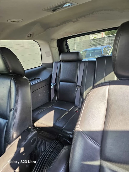 2011 Cadillac Escalade & EXT 3rd Gen - Image 11 of 11