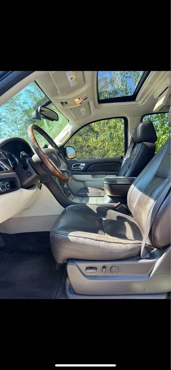 2011 Cadillac Escalade & EXT 3rd Gen - Image 7 of 11