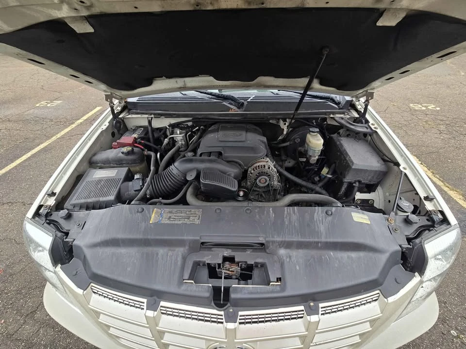 2011 Cadillac Escalade & EXT 3rd Gen - Image 7 of 7
