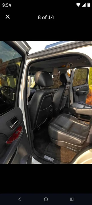 2011 Cadillac Escalade & EXT 3rd Gen - Image 5 of 10
