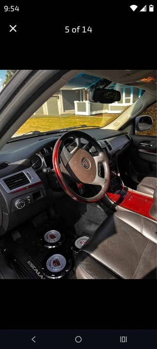 2011 Cadillac Escalade & EXT 3rd Gen - Image 2 of 10